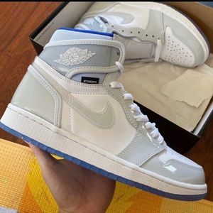 Air Jordan 1 “racer blue”